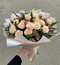 Букет Кремовые розы Латте в Башмаково