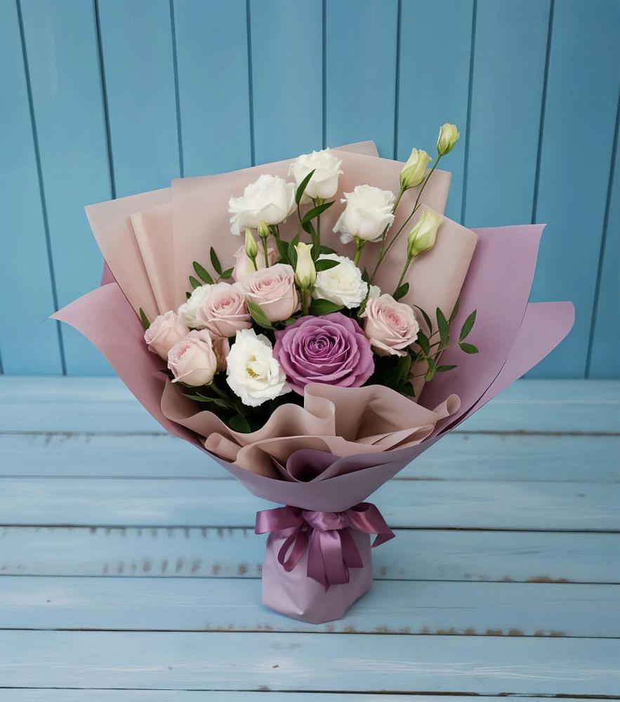 Букет цветов из: Розы и Лизиантусы в Башмаково